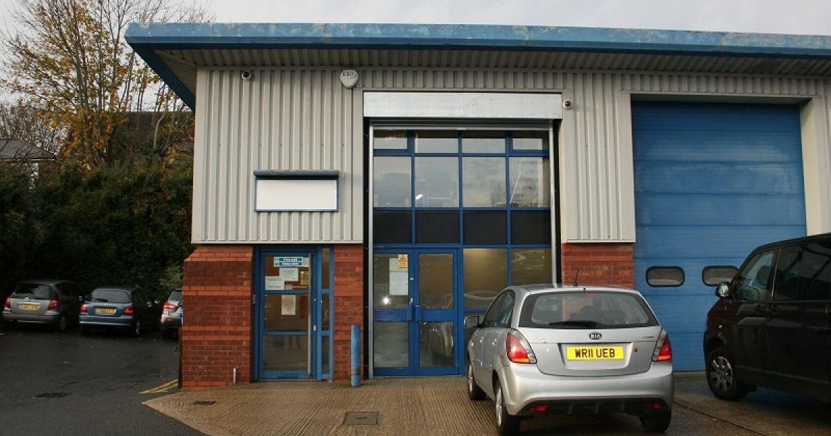 FREEHOLD SALE OF FARNHAM HIGH-TECH PROPERTY