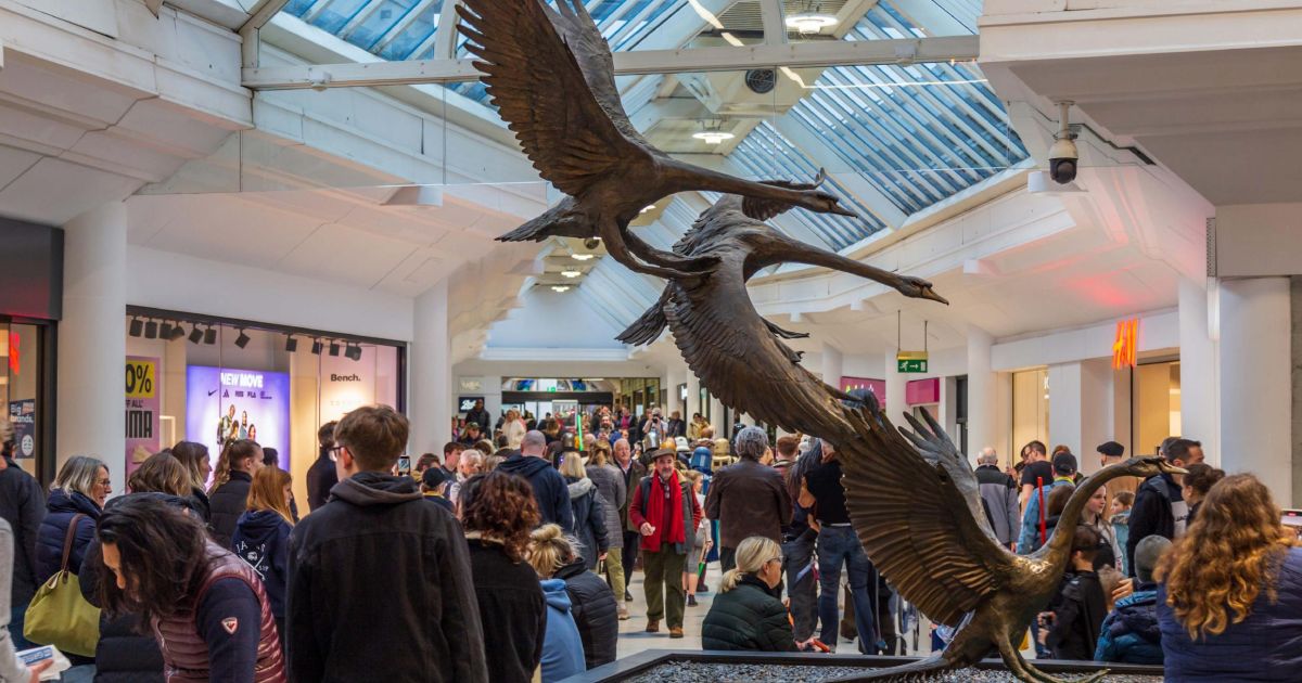  CUBE RE acquires Horsham Shopping Centre
